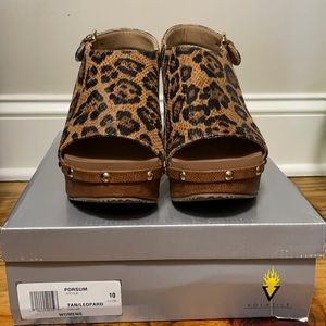 Volatile Tan/Leopard Wedge Sandal Size 10